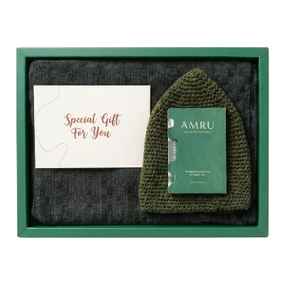 AMRU Basic Gift Set (Kain Pelikat + Kopiah)
